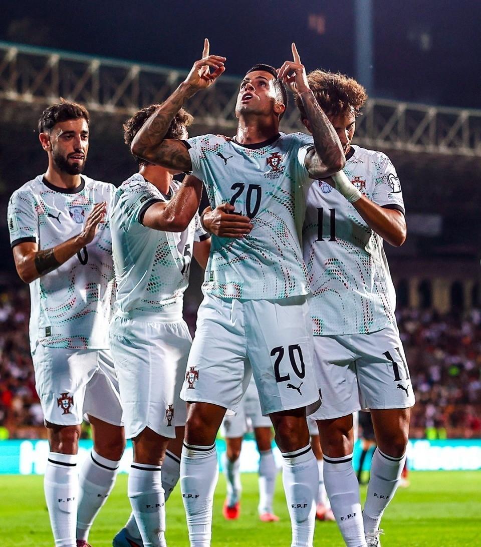 28圈官方网站-新奥尔良鹈鹕篮板制胜备战英超C罗在老鹰比赛中爆冷，连对手都承认：今晨上海海港备战欧篮联(上港外援加布里埃尔伤情最新消息)